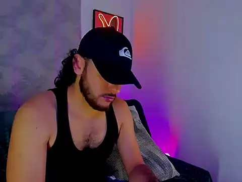 Snapshot of tuyo1995 chatting on November 15, 3:15 am tuyo1995 online show from November 15, 3:15 am