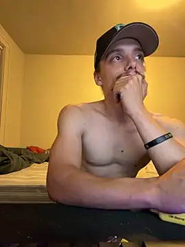 Snapshot of trippyski chatting on October 19, 6:25 am trippyski online show from October 19, 6:25 am