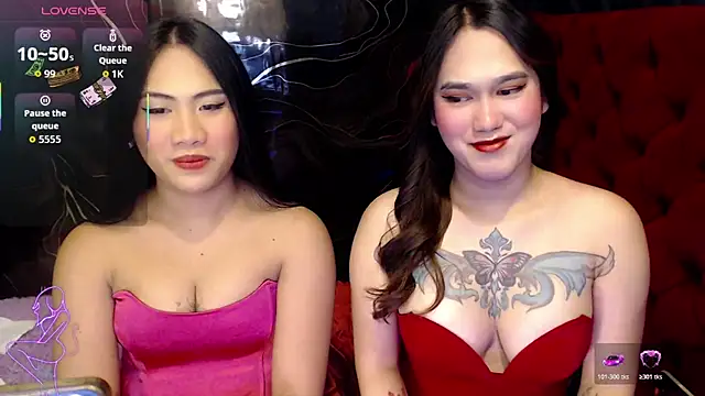 Snapshot of yourhotbella12 chatting on June 8, 11:43 am yourhotbella12 online show from June 8, 11:43 am