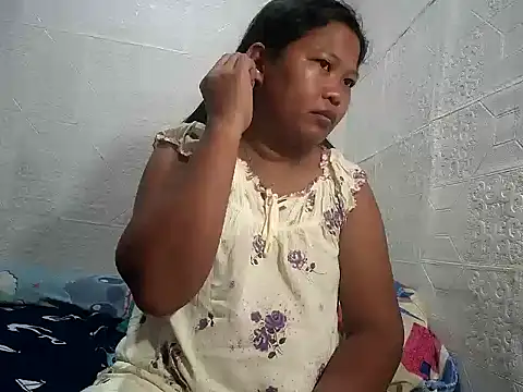 sweethotmom online show from October 17, 9:28 pm