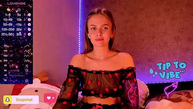 Snapshot of madina_taher chatting on December 21, 10:19 pm madina taher online show from December 21, 10:19 pm