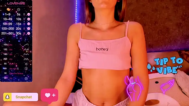 Snapshot of madina_taher chatting on January 24, 2:18 am madina taher online show from January 24, 2:18 am