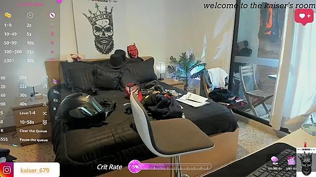 Snapshot of kaiser679_ chatting on March 10, 10:24 pm kaiser679 online show from March 10, 10:24 pm