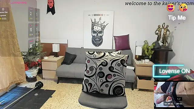 kaiser679  online show from April 12, 6:57 pm