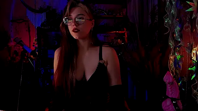 Snapshot of Scarlett_Wanner chatting on December 14, 6:41 pm Scarlett Wanner online show from December 14, 6:41 pm