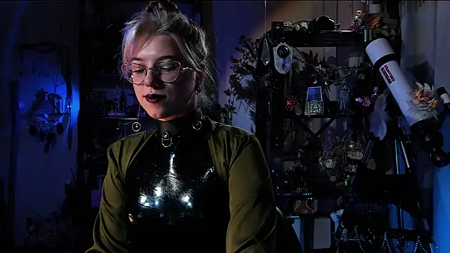 Snapshot of Scarlett_Wanner chatting on March 5, 7:49 pm Scarlett Wanner online show from March 5, 7:49 pm