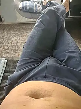 Snapshot of kiam471 chatting on November 11, 9:20 am kiam471 online show from November 11, 9:20 am