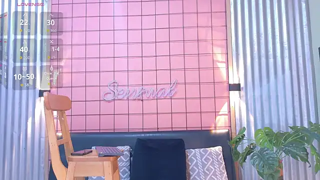 mensia hernandz online show from April 2, 1:31 pm