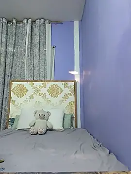 lady kim boner online show from April 9, 10:04 pm