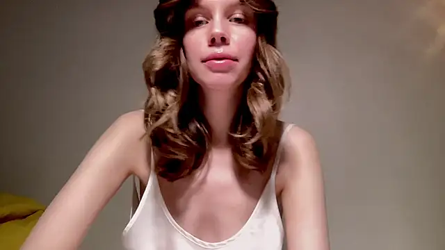 Nikki Mimimi online show from December 7, 10:12 am