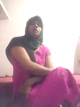 Snapshot of sonalicrossy chatting on April 29, 8:26 pm sonalicrossy online show from April 29, 8:26 pm