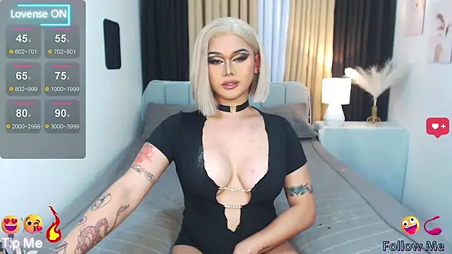 Snapshot of Ella_Fantasiax chatting on February 21, 4:48 pm Ella Fantasiax online show from February 21, 4:48 pm