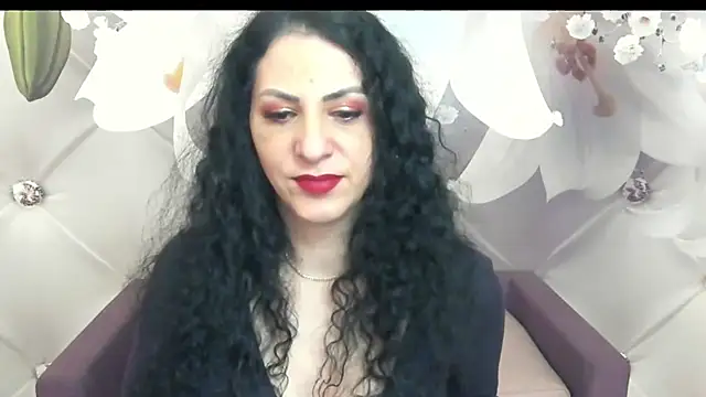 Snapshot of SweetArtemis chatting on February 7, 1:22 pm SweetArtemis online show from February 7, 1:22 pm