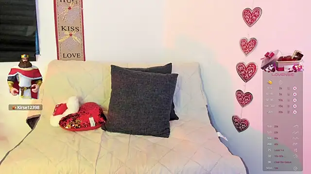 Snapshot of abigail_luna chatting on March 6, 10:58 pm abigail luna online show from March 6, 10:58 pm