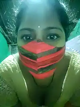 Shristiprakash0 online show from January 1, 6:06 pm