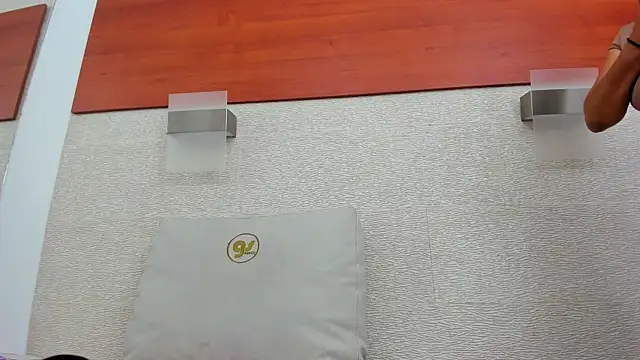 allice green online show from December 20, 1:56 am