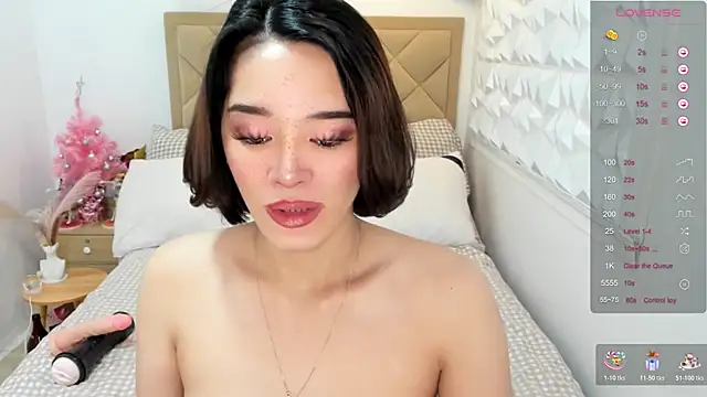 TsHeartXxx online show from February 10, 5:55 am