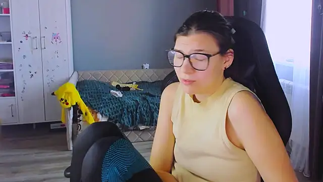 MollyLollipop online show from February 16, 7:15 am