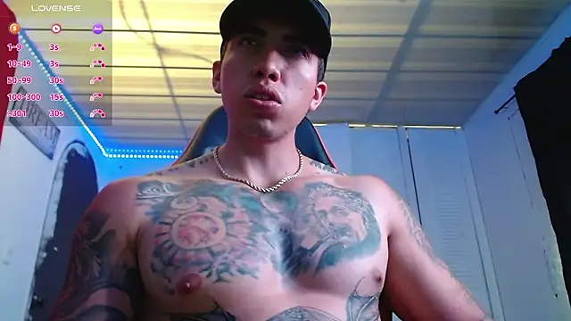 Snapshot of Adam_Hudsond chatting on March 16, 1:38 pm Adam Hudsond online show from March 16, 1:38 pm