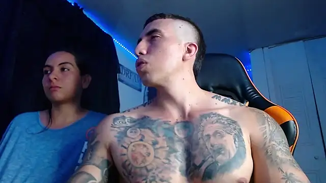 Snapshot of Adam_Hudsond chatting on September 16, 3:29 am Adam Hudsond online show from September 16, 3:29 am