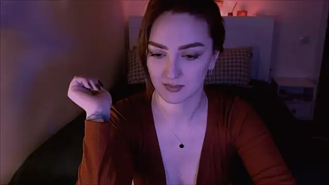 LilyFarey online show from January 10, 6:06 pm