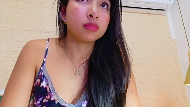 Snapshot of Sweet_baby_hellen chatting on February 26, 10:04 am Sweet baby hellen online show from February 26, 10:04 am