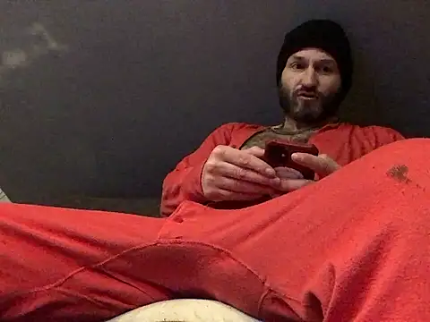 Snapshot of GhetTOfag_ chatting on January 9, 5:34 am GhetTOfag  online show from January 9, 5:34 am