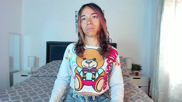 ZulyMichels online show from March 25, 12:44 pm