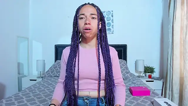 ZulyMichels online show from April 17, 12:30 pm