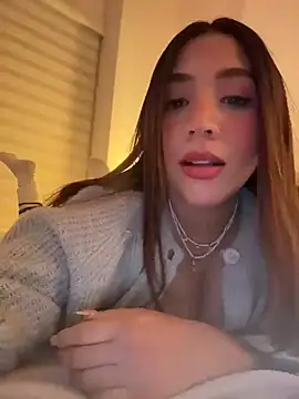 Snapshot of marcimaa chatting on April 21, 12:34 am marcimaa online show from April 21, 12:34 am