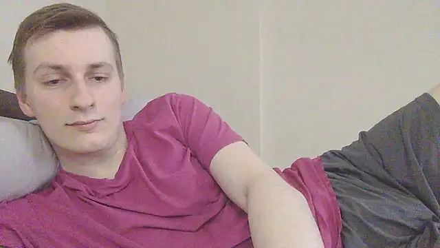 Snapshot of your_andy chatting on April 25, 7:22 am your andy online show from April 25, 7:22 am