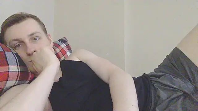 Snapshot of your_andy chatting on May 16, 11:31 am your andy online show from May 16, 11:31 am