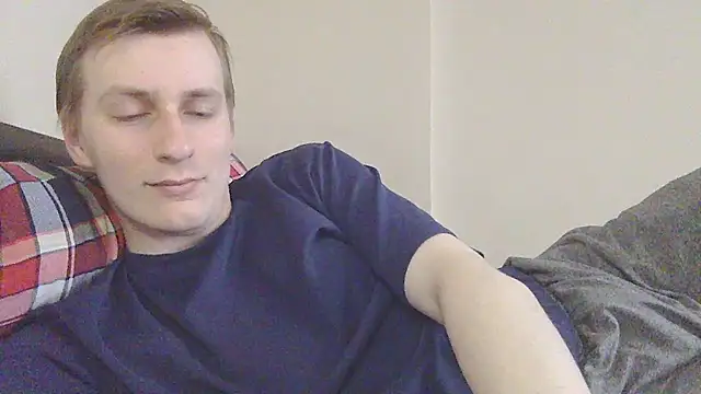 Snapshot of your_andy chatting on May 26, 5:47 am your andy online show from May 26, 5:47 am