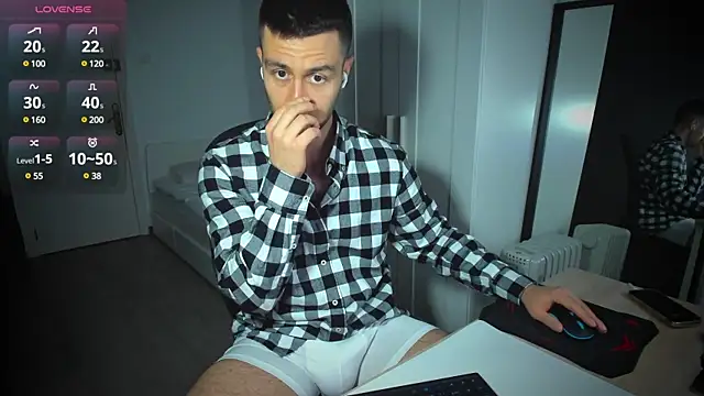 HonestAndrew online show from March 3, 3:31 pm