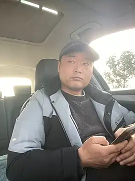 Snapshot of S00 chatting on January 2, 3:58 am S00 online show from January 2, 3:58 am