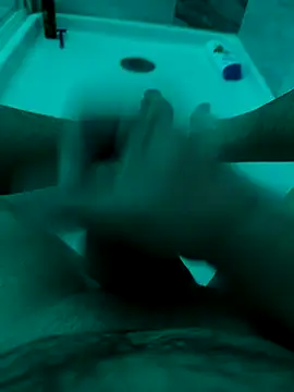 Snapshot of Hornbody chatting on November 17, 4:46 pm Hornbody online show from November 17, 4:46 pm