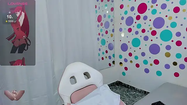 Snapshot of Adele_LatinLady chatting on February 2, 8:19 pm Adele LatinLady online show from February 2, 8:19 pm