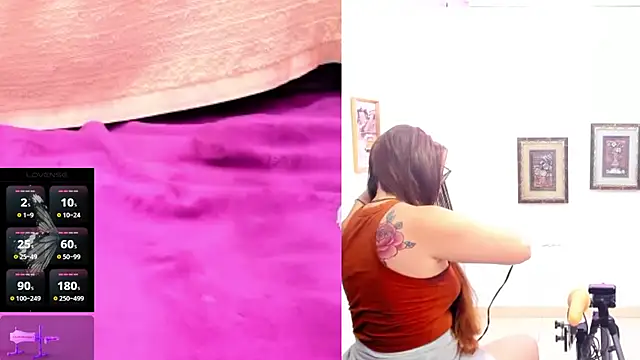 Snapshot of Paulina_Davis_ chatting on February 28, 3:48 am Paulina Davis online show from February 28, 3:48 am