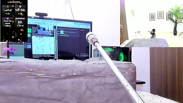 Snapshot of Paulina_Davis_ chatting on September 21, 9:49 pm Paulina Davis online show from September 21, 9:49 pm