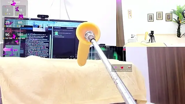 Snapshot of Paulina_Davis_ chatting on October 18, 2:25 am Paulina Davis online show from October 18, 2:25 am