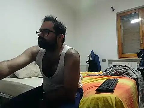 Attila985 online show from November 3, 10:53 pm