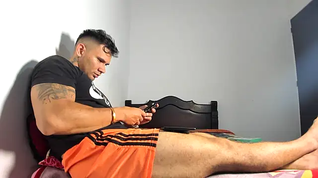 GendersonFit online show from May 19, 1:33 am