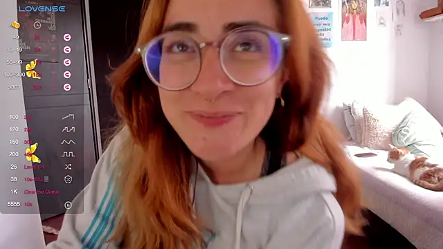 Snapshot of linda_giggle chatting on January 29, 6:07 pm linda giggle online show from January 29, 6:07 pm