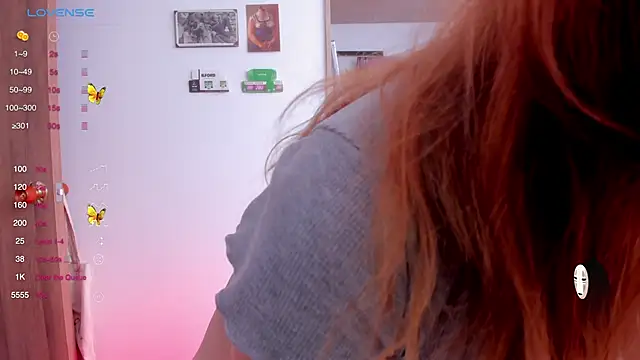 Snapshot of linda_giggle chatting on February 20, 4:46 pm linda giggle online show from February 20, 4:46 pm