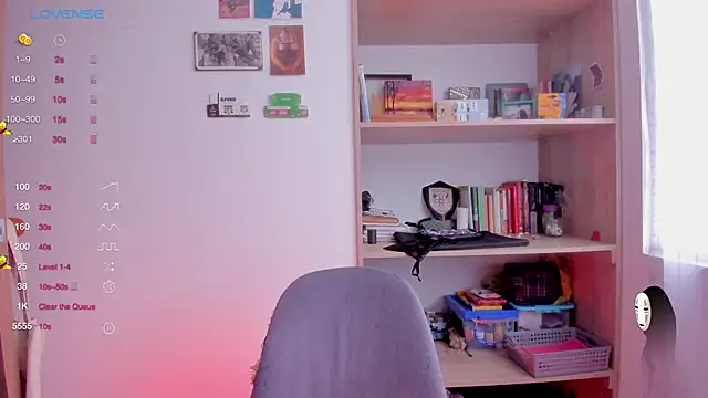 Snapshot of linda_giggle chatting on February 24, 5:09 pm linda giggle online show from February 24, 5:09 pm