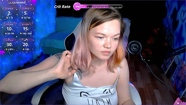 Snapshot of mary_lunar chatting on October 6, 8:06 pm mary lunar online show from October 6, 8:06 pm