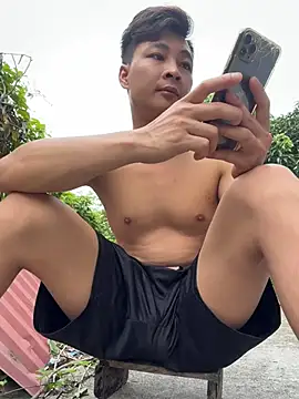 Naughty--asian online show from May 30, 11:57 pm
