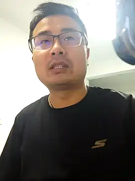 Snapshot of guozuo chatting on December 17, 12:11 pm guozuo online show from December 17, 12:11 pm