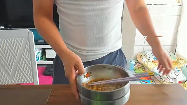 Snapshot of guozuo chatting on September 15, 3:06 am guozuo online show from September 15, 3:06 am