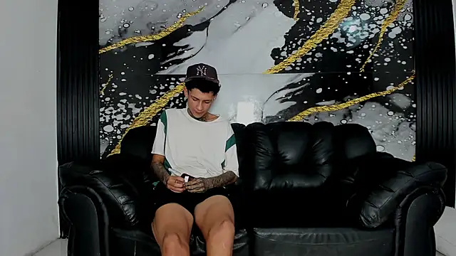 self love46 online show from April 9, 7:41 pm